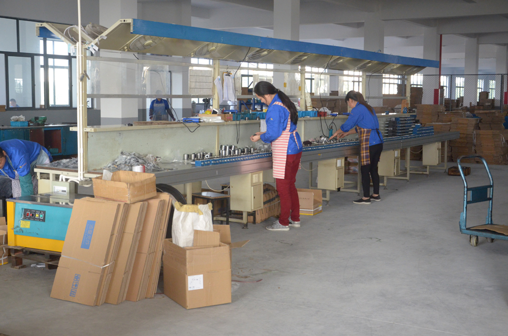 Hydraulic-valve-packing-workshop3-1